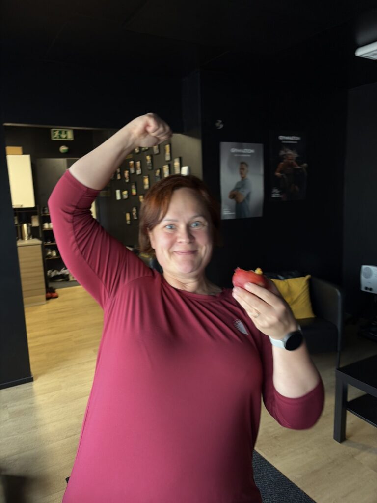 Hanne tuulettaa CrossFit Iisalmella